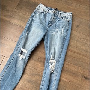Windsor Ripped Jeans